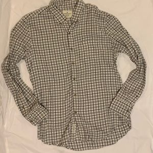Size medium American eagle flannel. Lightly warn